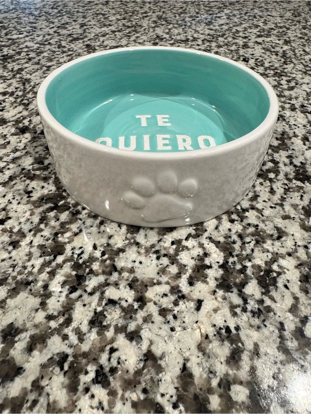 “Te Quiero” Ceramic Dog Bowl